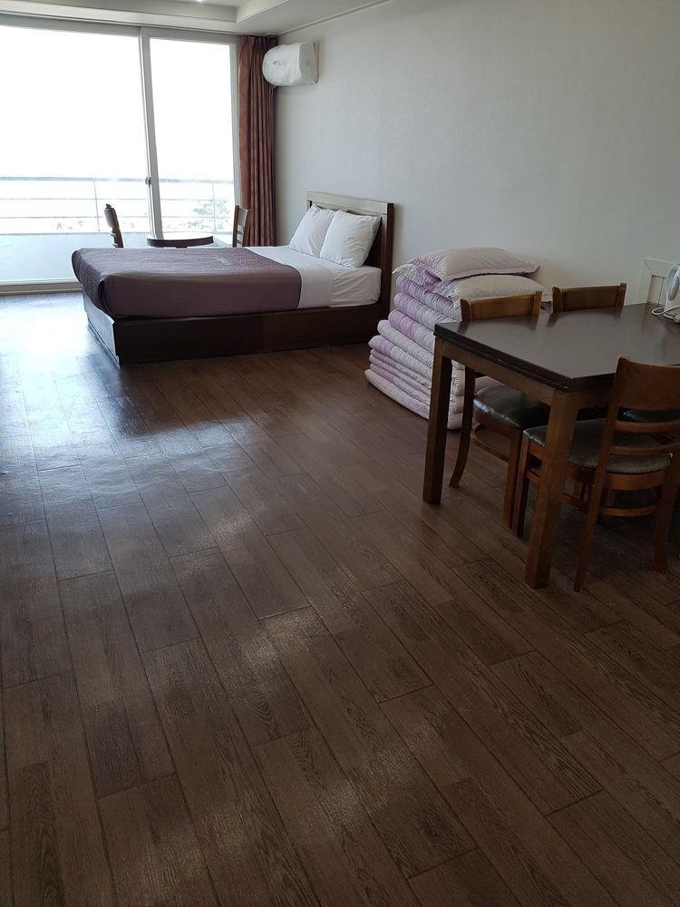Pine Beach Yangyang Esterno foto