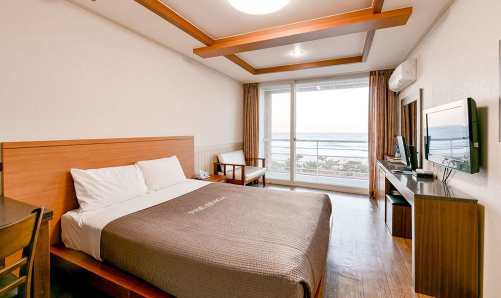Pine Beach Yangyang Esterno foto