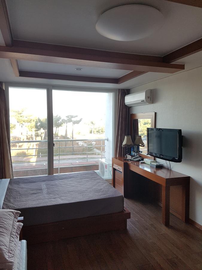 Pine Beach Yangyang Esterno foto