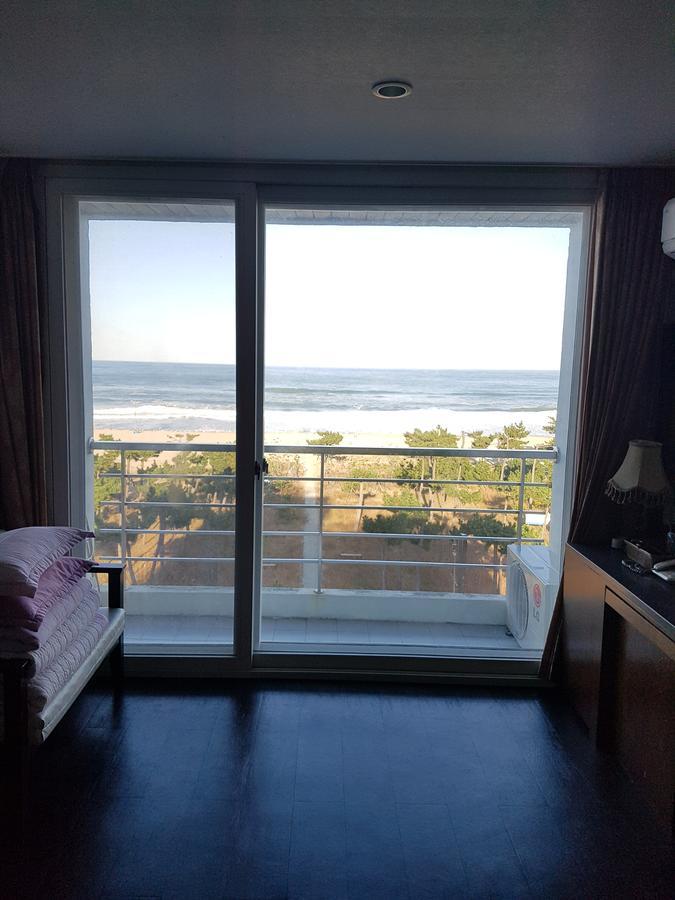 Pine Beach Yangyang Esterno foto