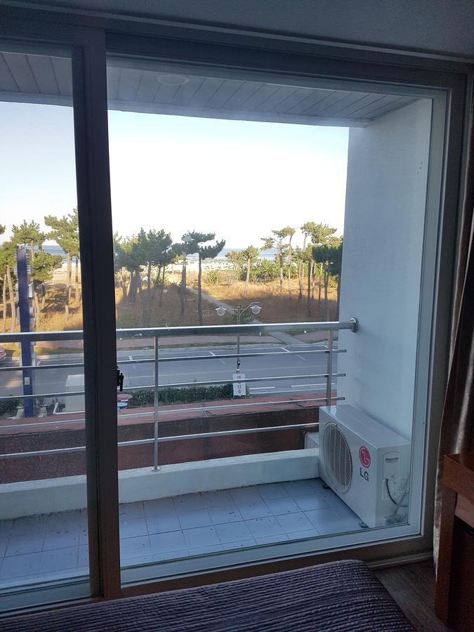 Pine Beach Yangyang Esterno foto